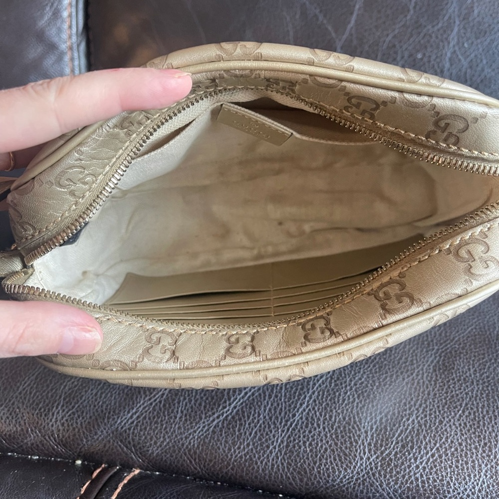 Gucci Bree Disco Guccissima In Gold - Picture 8 of 16